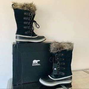 Sorel Joan of Arctic Boots Black NWT